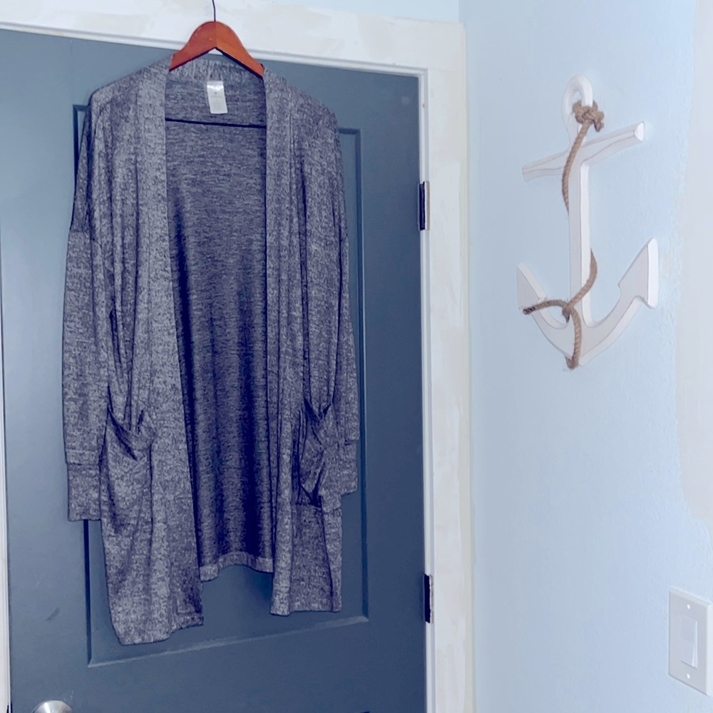 Long Sleeve Cardigan w/pockets